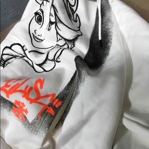 Zara Woman Disney Frozen Sweater Size Medium